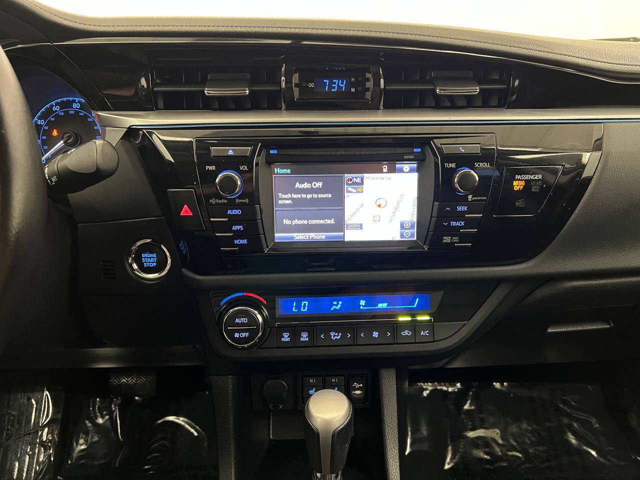 Used 2016 Toyota Corolla S Premium FWD image 18