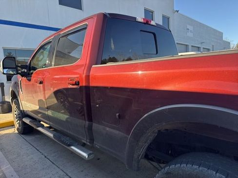 Used 2017 Ford F250 Lariat w/ Lariat Value Package image 13