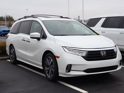 Used 2022 Honda Odyssey Touring image 3