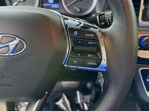 Used 2018 Hyundai Sonata SE w/ Cargo Package FWD image 15