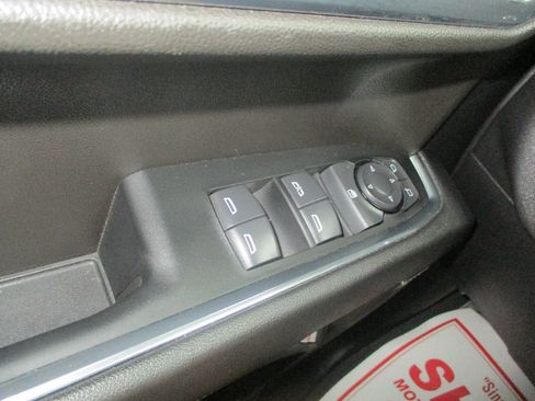 Used 2024 Chevrolet Silverado 1500 LT Trail Boss w/ LT Trail Boss Premium Package AWD/4WD image 14