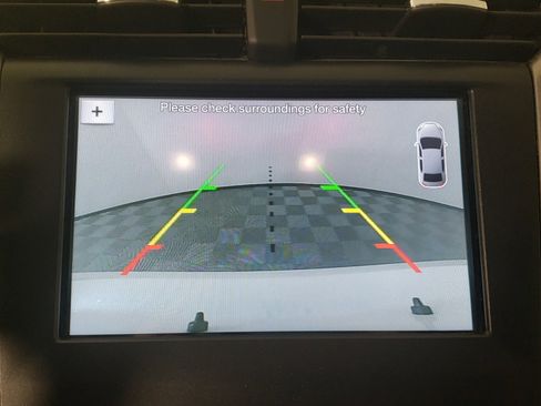 Used 2017 Ford Fusion SE w/ Fusion SE Technology Package image 23