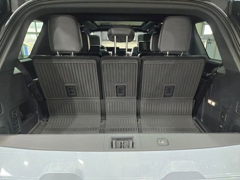 Used 2025 Ford Expedition Platinum w/ Stealth Performance Package image 24