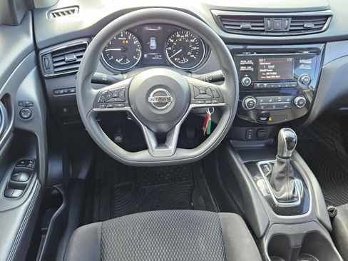 Used 2018 Nissan Rogue Sport S w/ S Appearance Package image 5