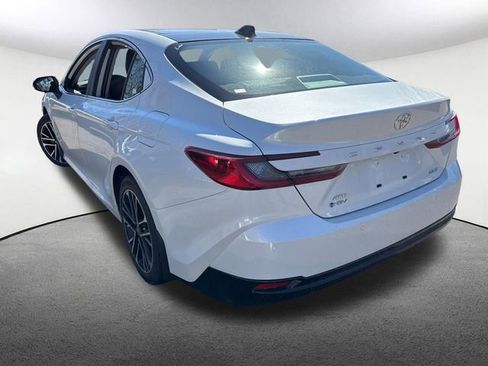 New 2026 Toyota Camry XLE image 9