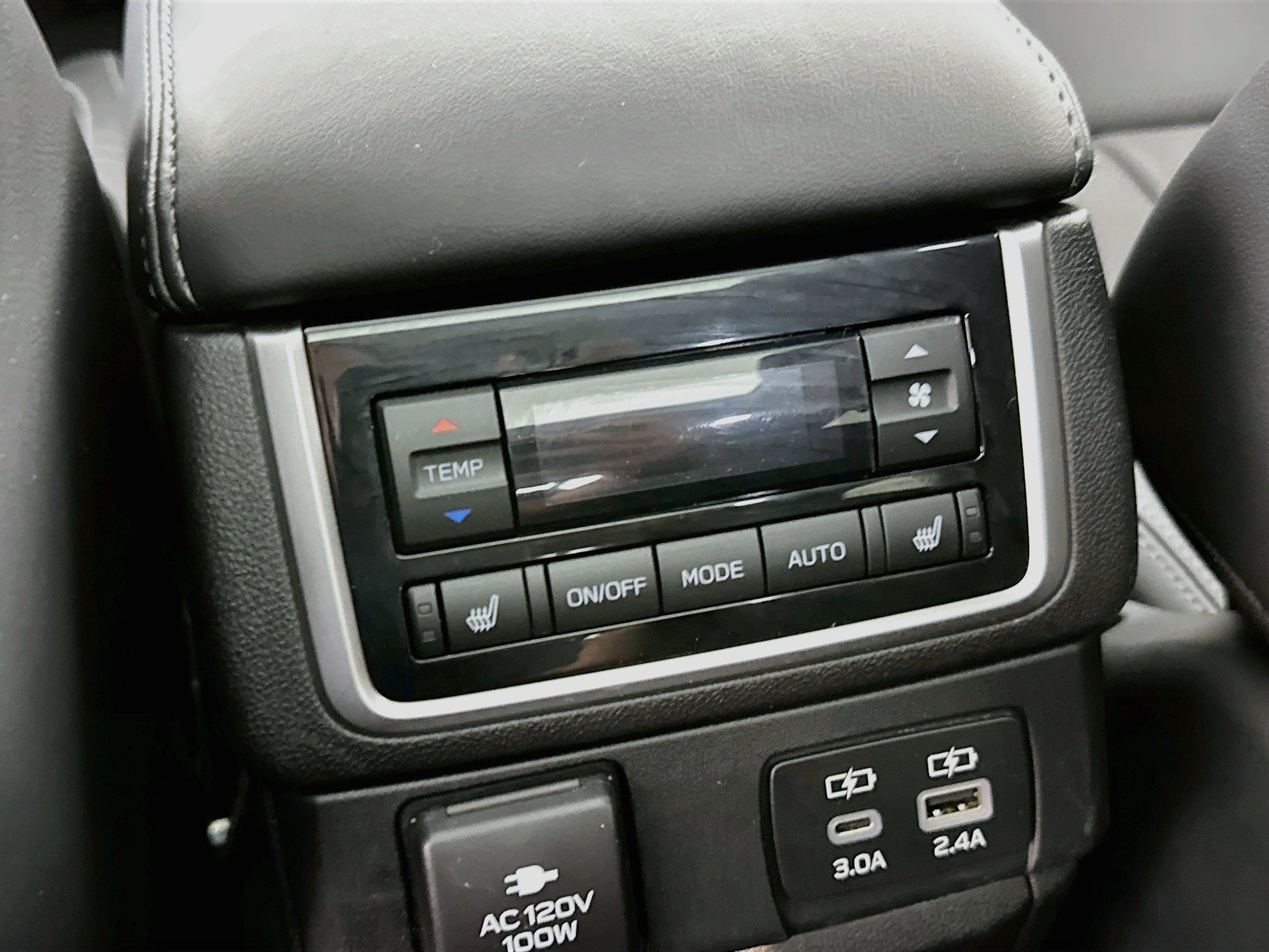 Used 2023 Subaru Ascent Touring AWD/4WD image 28