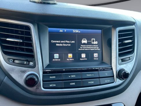 Used 2018 Hyundai Tucson SEL FWD image 16