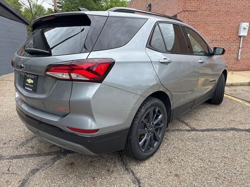 Used 2024 Chevrolet Equinox RS FWD image 4