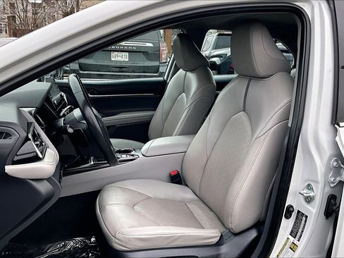 Used 2024 Toyota Camry XSE image 23