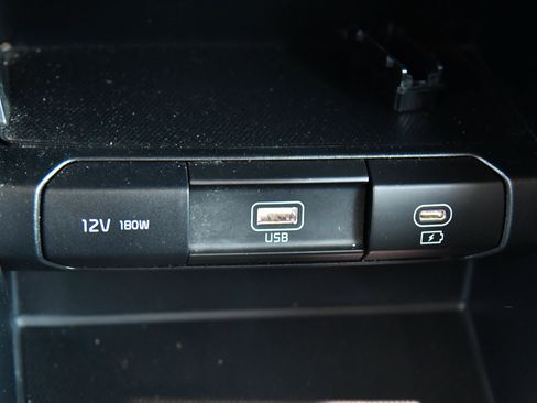 Used 2025 Kia Telluride LX FWD image 26