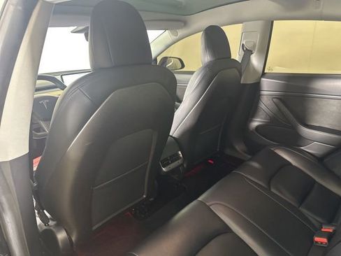 Used 2020 Tesla Model 3 Performance image 11