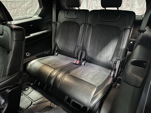 Used 2023 Jeep Grand Cherokee L Laredo AWD/4WD image 13
