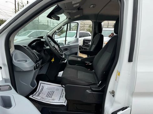 Used 2019 Ford Transit 150 XL image 23