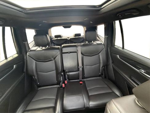 Used 2023 Cadillac XT6 Premium Luxury w/ Technology Package AWD/4WD image 13