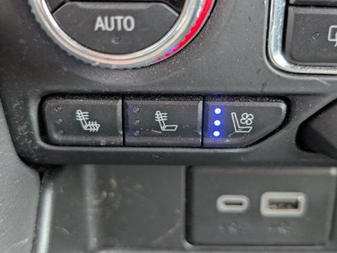 Used 2023 GMC Yukon XL SLT RWD image 21
