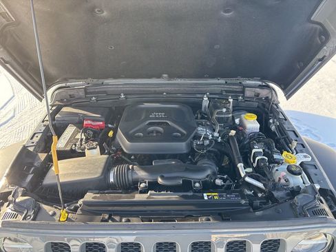 Used 2020 Jeep Wrangler Unlimited Sport image 11