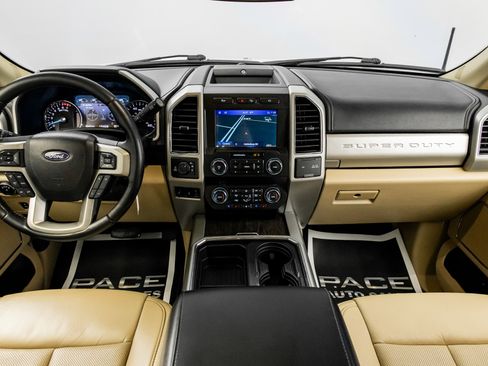 Used 2021 Ford F250 Lariat w/ Lariat Value Package image 40