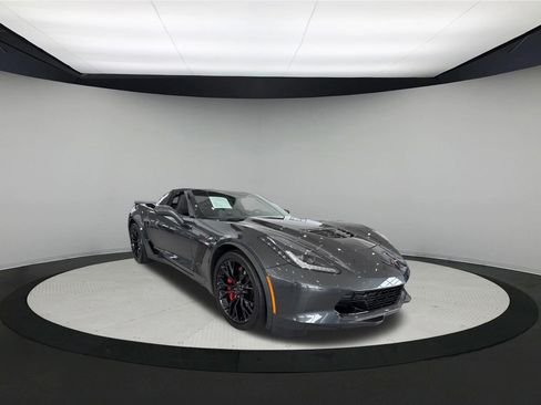 Used 2019 Chevrolet Corvette Z06 image 1
