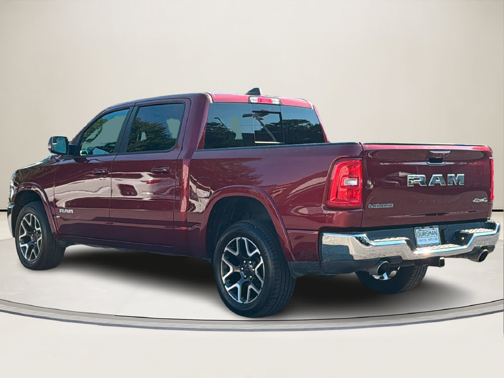 Used 2025 RAM 1500 Laramie AWD/4WD image 3
