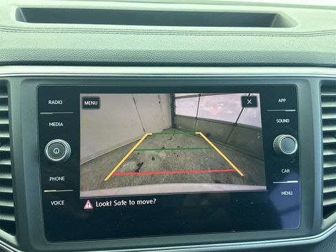 Used 2018 Volkswagen Atlas SE image 22