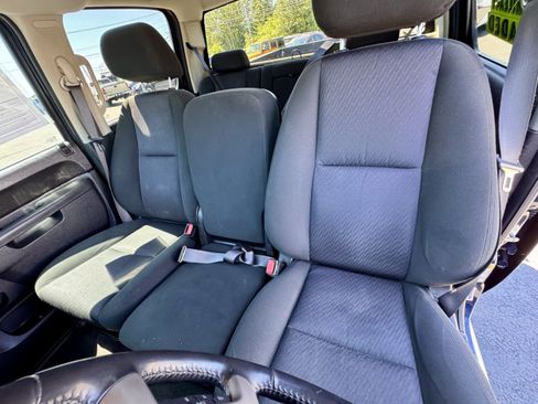 Used 2012 GMC Sierra 2500 SLE w/ SLE Preferred Package AWD/4WD image 12