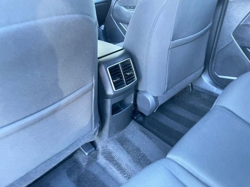 Used 2025 Kia Sportage LX image 23