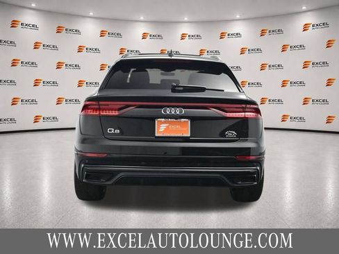 Used 2020 Audi Q8 Premium Plus w/ Premium Plus Package AWD/4WD image 4