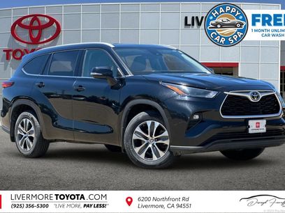 Used 2022 Toyota Highlander XLE
