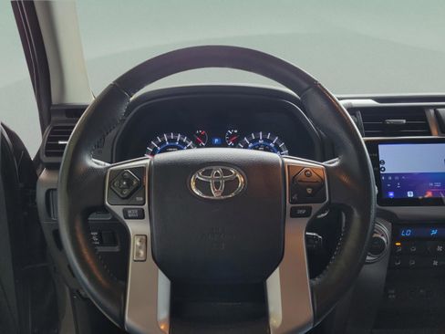 Used 2018 Toyota 4Runner Limited image 17