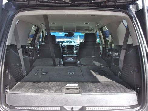 Used 2018 Chevrolet Tahoe LT w/ LT Midnight Edition image 30