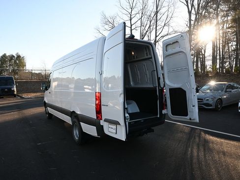Used 2026 Mercedes-Benz Sprinter 3500 image 28