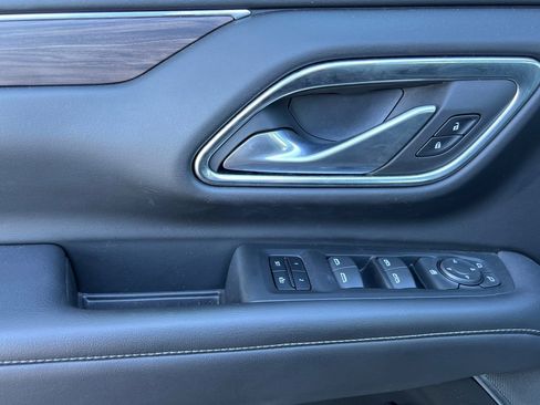 Used 2022 Chevrolet Tahoe Z71 image 8