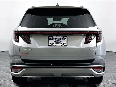 Used 2026 Hyundai Tucson Limited AWD/4WD image 4