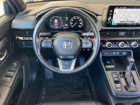 Used 2025 Honda CR-V Sport Touring image 15