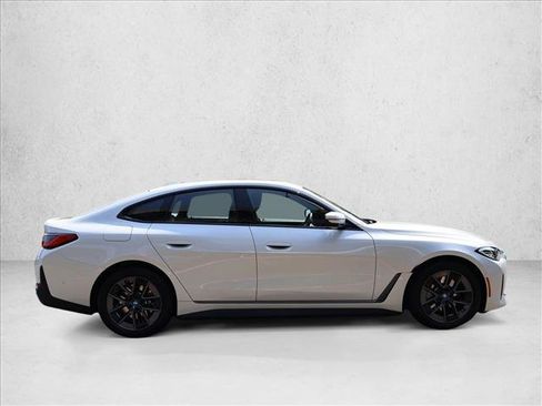 Used 2023 BMW i4 eDrive40 RWD image 5