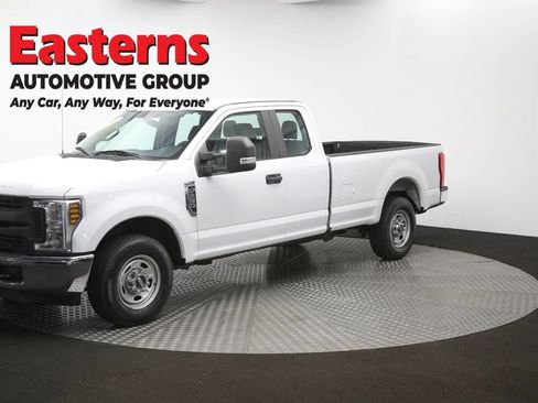 Used 2018 Ford F250 XL w/ Power Equipment Group RWD image 57