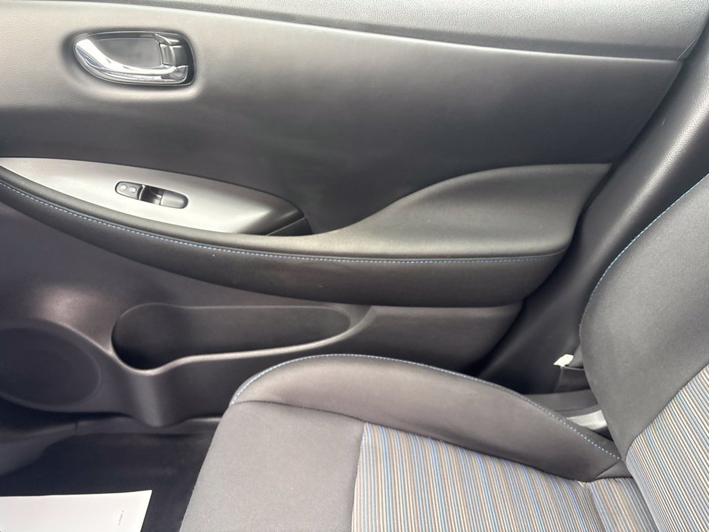 Used 2023 Nissan Leaf S FWD image 27