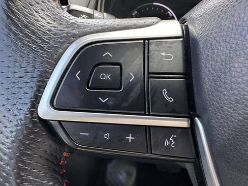 Used 2023 Toyota Sienna XSE w/ XSE Plus Package FWD image 19