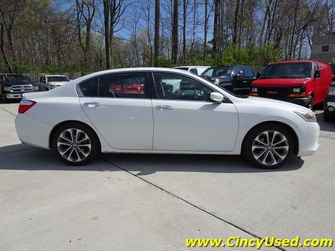 Used 2013 Honda Accord Sport image 5