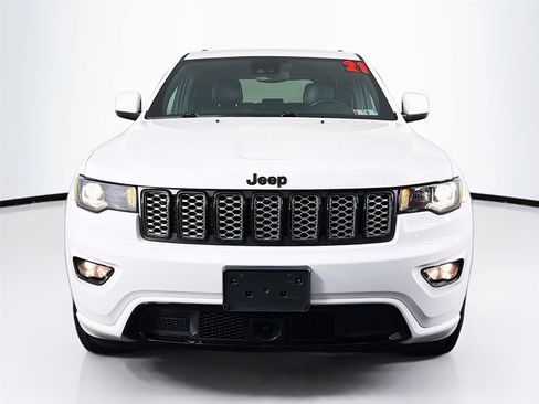 Used 2021 Jeep Grand Cherokee Laredo X AWD/4WD image 6
