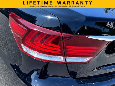 Used 2013 Lexus LS 460 w/ Comfort Pkg RWD image 33