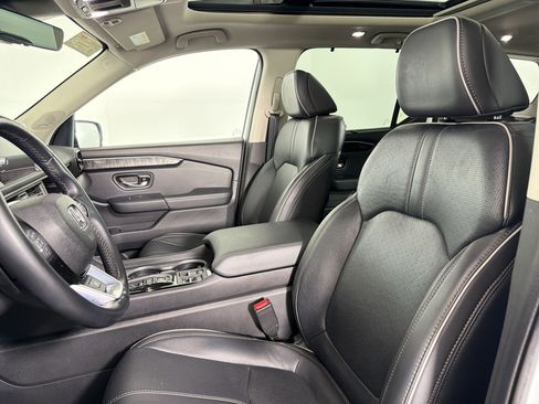 Used 2023 Honda Pilot Elite image 22