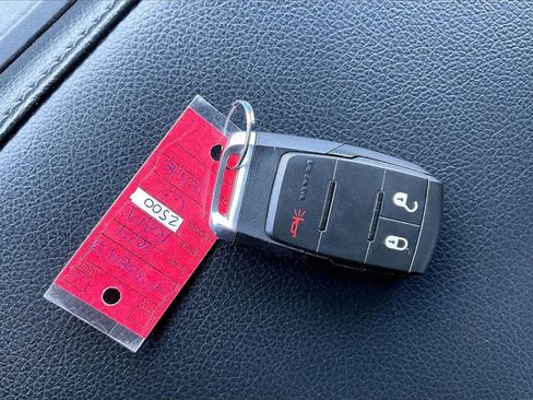 Used 2024 RAM 2500 Big Horn image 10