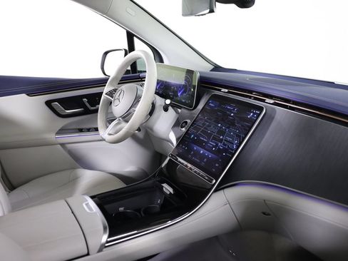 Certified 2023 Mercedes-Benz EQE 350+ 4MATIC SUV image 51