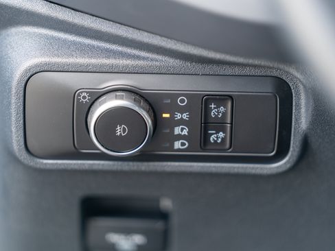 Used 2025 Ford Bronco Outer Banks AWD/4WD image 15