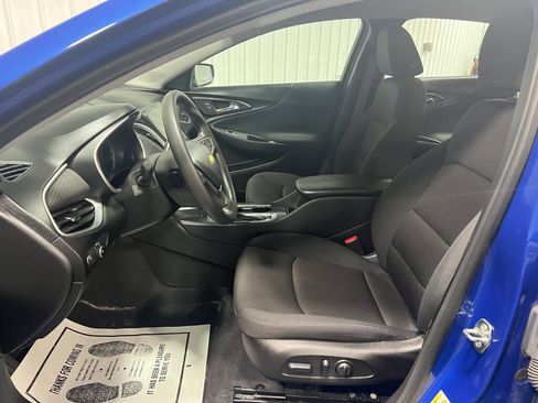 Used 2023 Chevrolet Malibu LT w/ Driver Confidence Package image 5