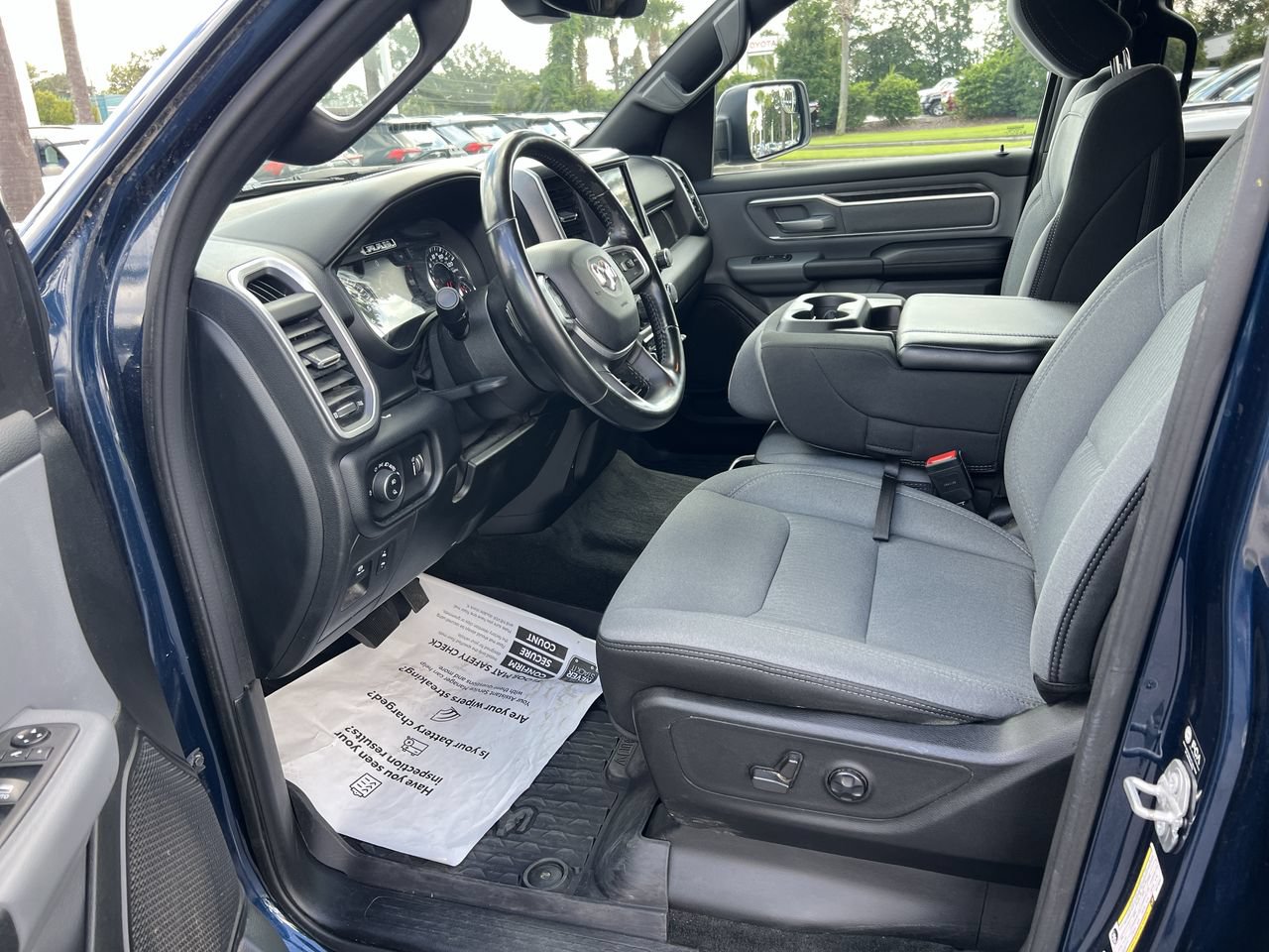 Used 2021 RAM 1500 Big Horn AWD/4WD image 16