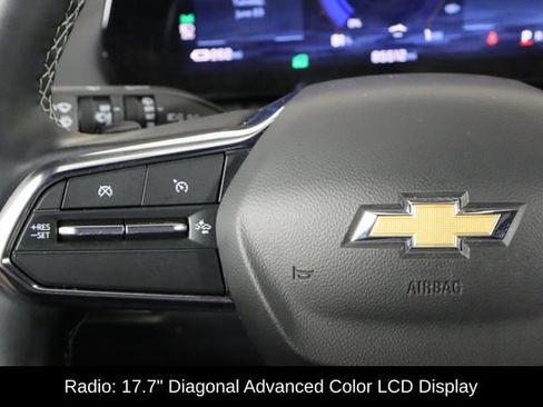 Used 2024 Chevrolet Equinox EV LT FWD image 8