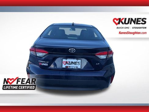 Used 2023 Toyota Corolla LE image 8