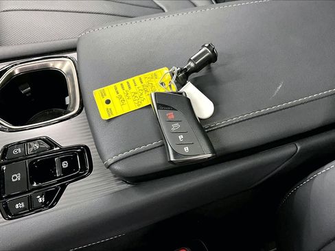 Used 2024 Lexus RX 350 F Sport w/ Convenience Package image 14